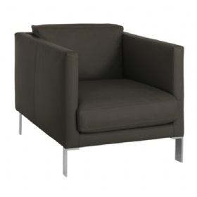 Divina Lounge Chair